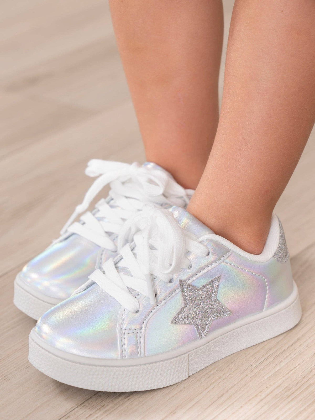 Girls' Sparkle metallic sneaker