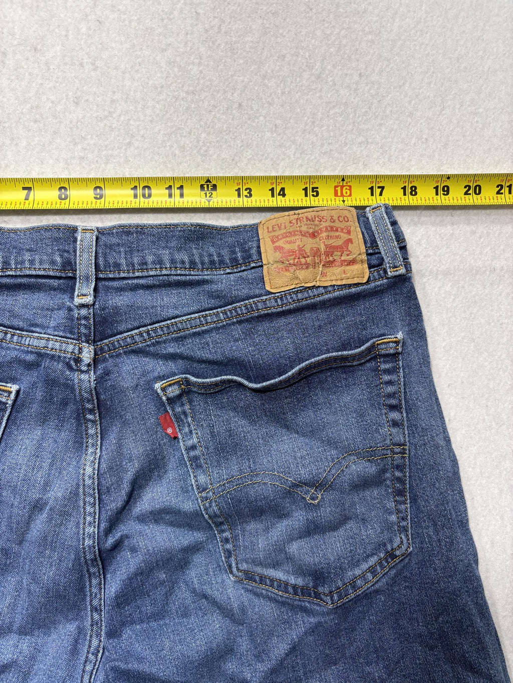 Levi's 501 Jeans Mens 29x29 Blue Medium Wash Button Fly Regular Straight Denim
