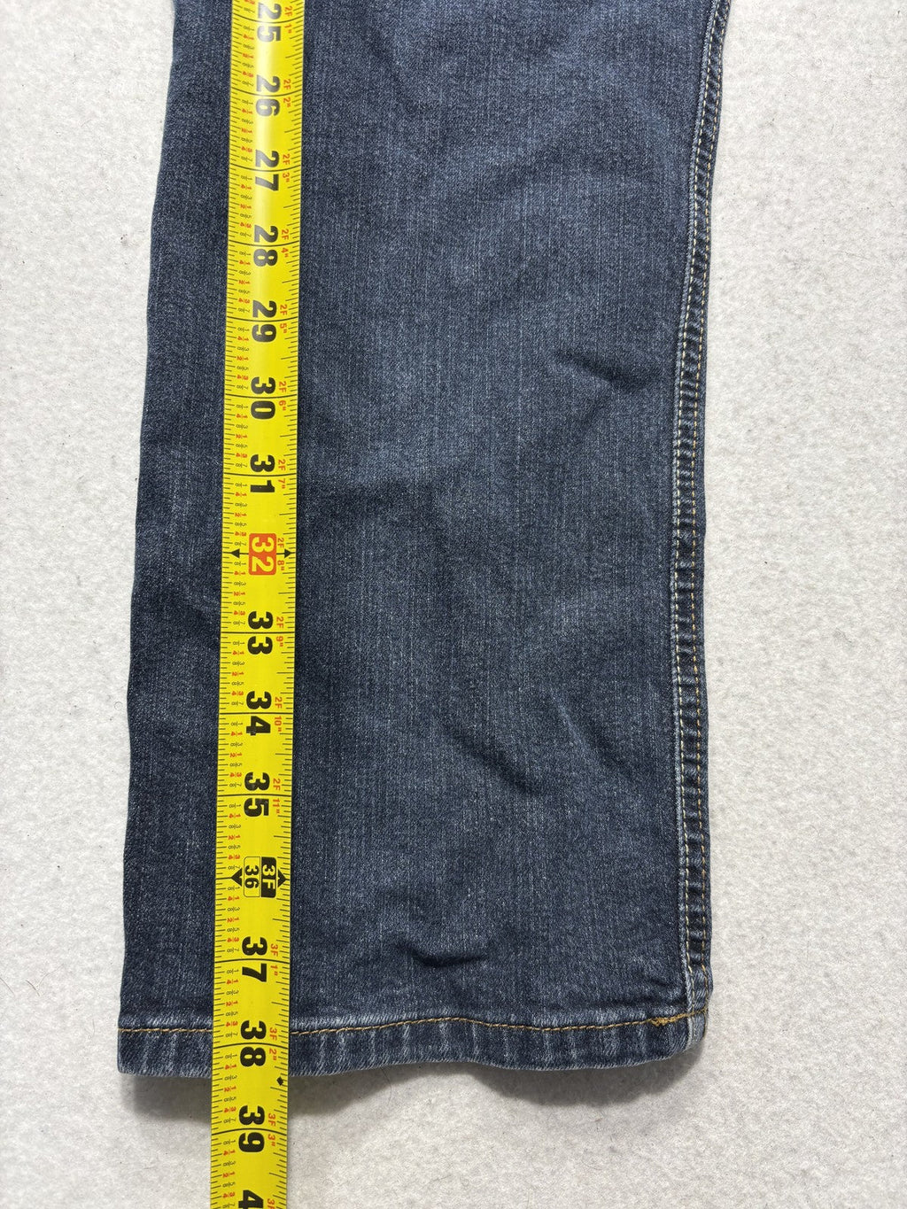 Signature Levi Strauss Gold Jeans Mens 38x30 Blue Medium Athletic Straight Denim