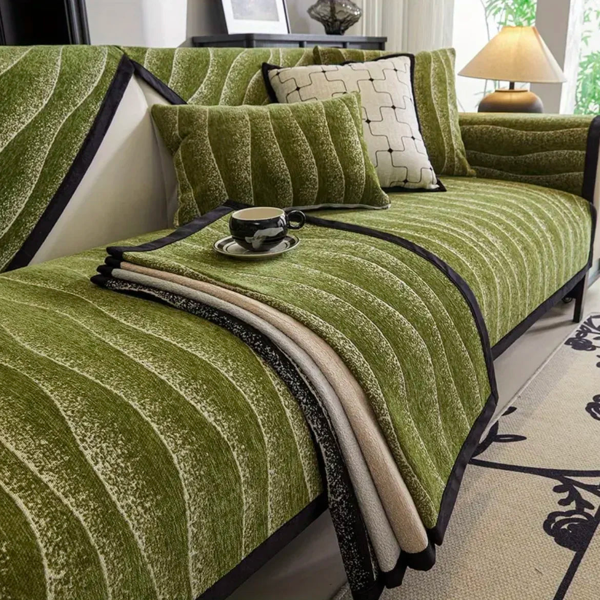 Green Couch Cover – Durable, Machine-Washable Slipcover for 2/3/4 Seater Sofas