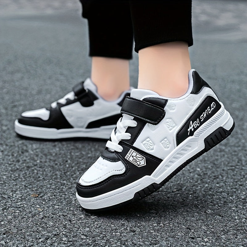 Boys Reflective Colour-Block Skate Shoes - Lightweight Low-Top Casual Sneakers with Hook-and-Loop Closure, Non-Slip TPR Sole