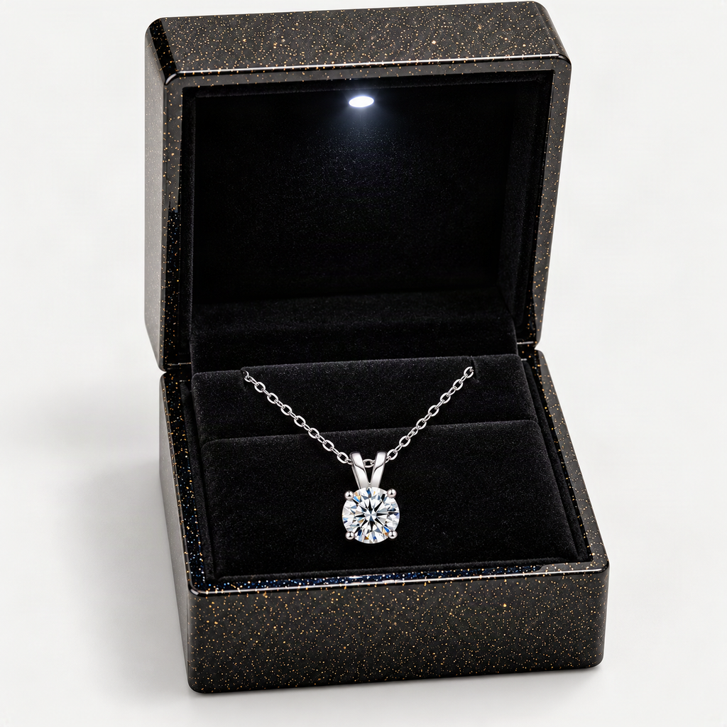 S925 Moissanite Classic Four-Prong Pendant, Minimalist Collarbone Chain Jewelry Pendant Necklace for Women